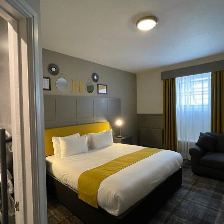 The County Hotel Haverfordwest Exteriör bild
