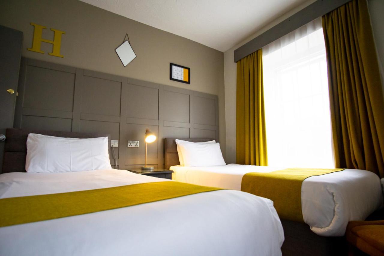 The County Hotel Haverfordwest Exteriör bild