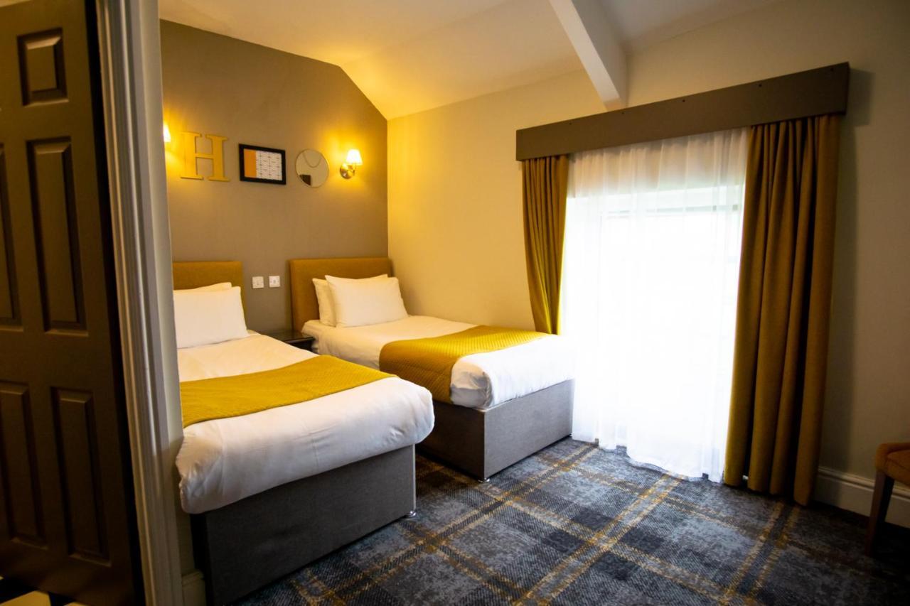 The County Hotel Haverfordwest Exteriör bild