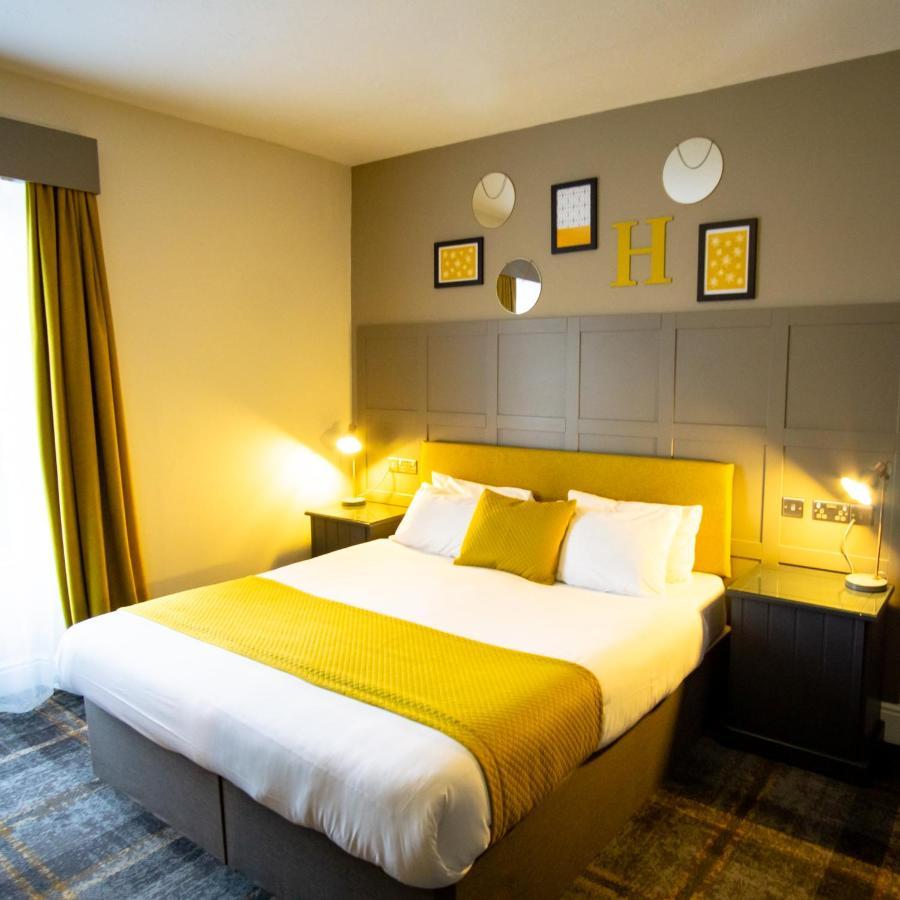 The County Hotel Haverfordwest Exteriör bild