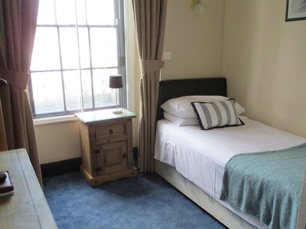 The County Hotel Haverfordwest Exteriör bild